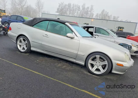 2001 Mercedes-Benz Clk 320 z USA, uszkodzony, nr VIN WDBLK65GX1T091793